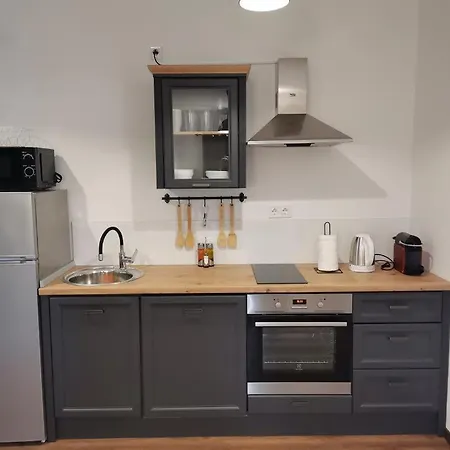 Dragana, Jezera, Island Murter