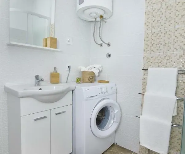 Appartamento Dragana, Jezera, Island Murter Jezera